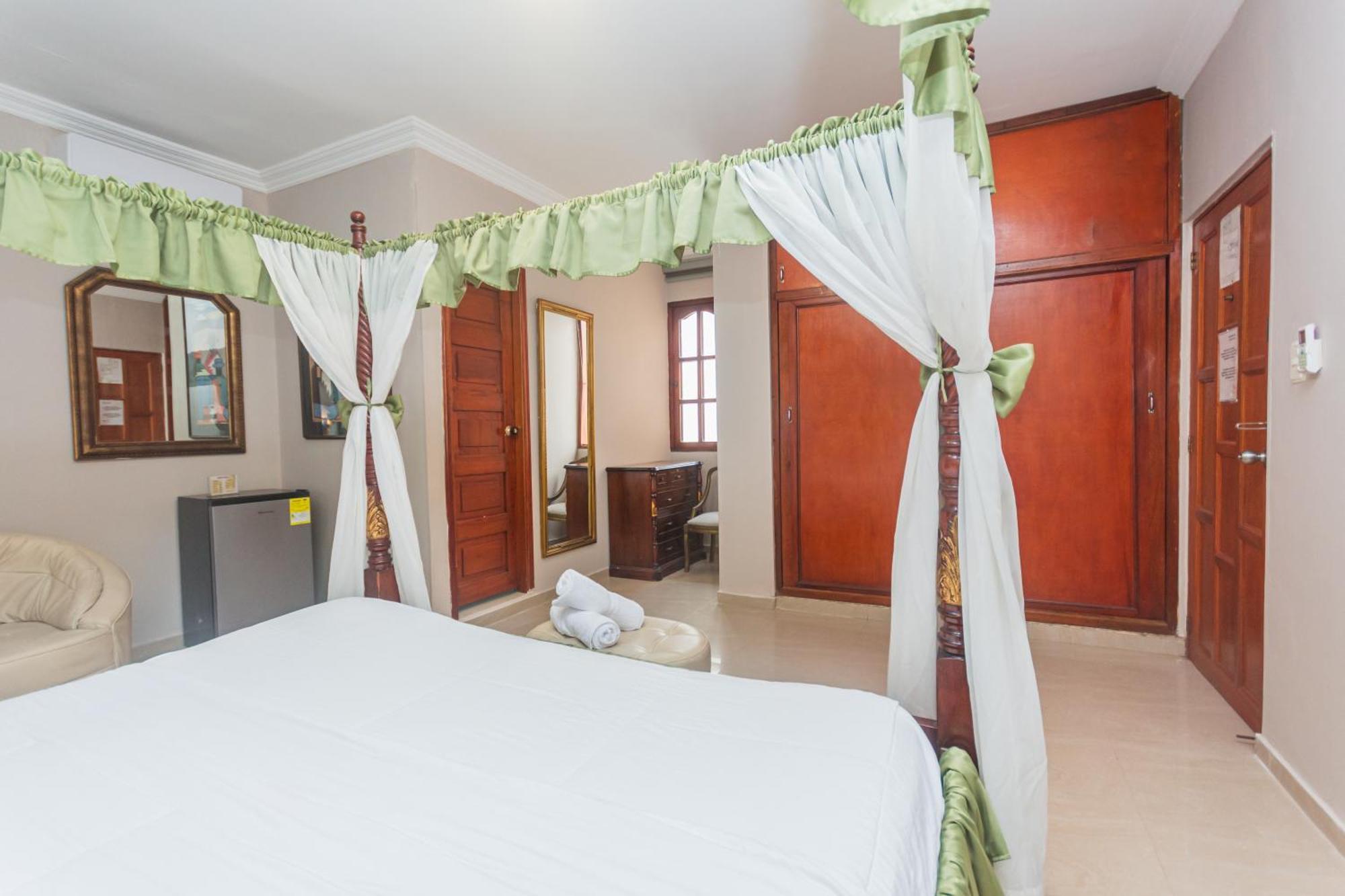 Hotel Baluarte Coast Cartagena Exteriör bild