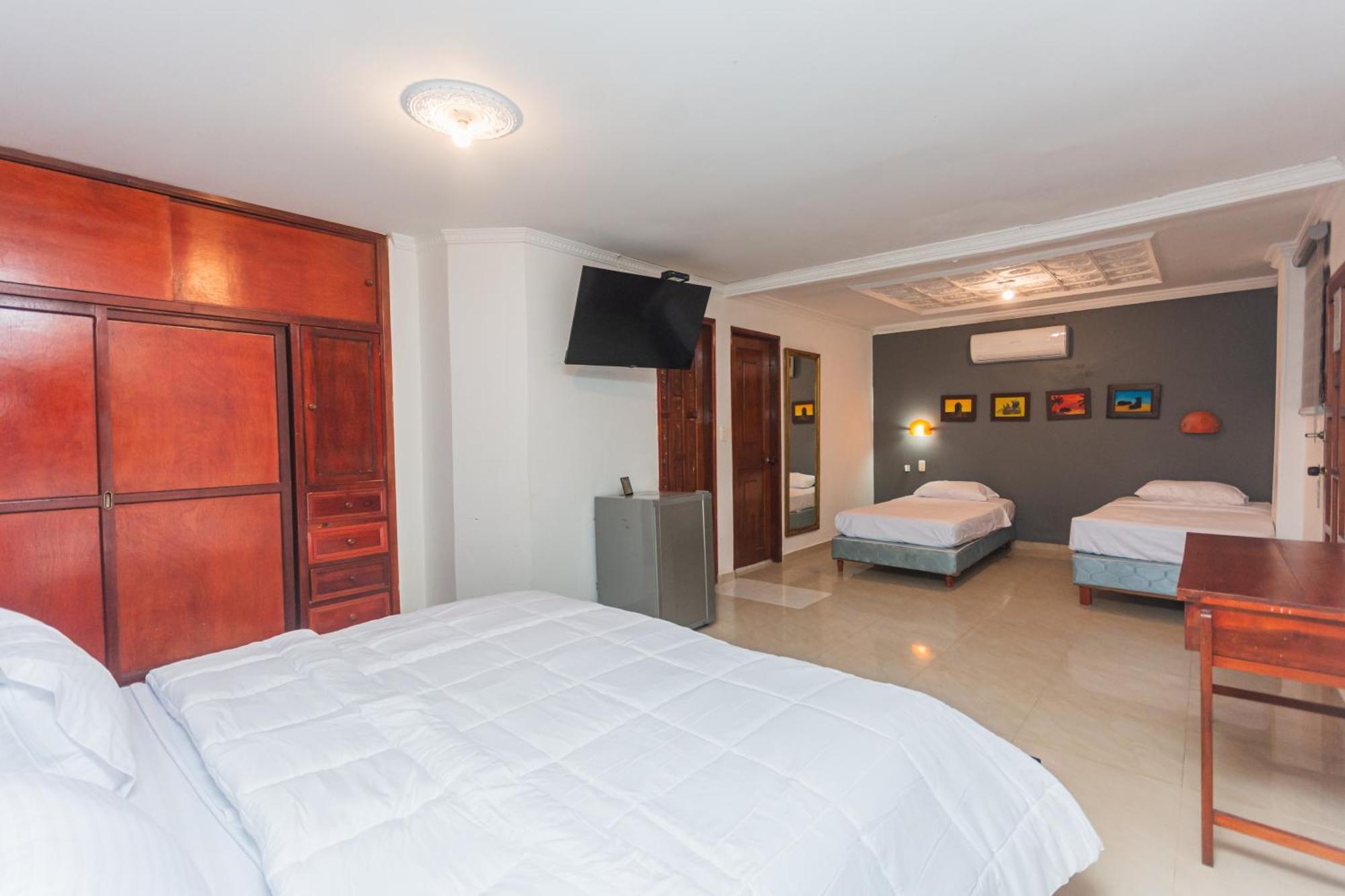 Hotel Baluarte Coast Cartagena Exteriör bild